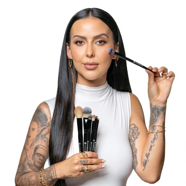 Nikki La Rose N14 Concealer Brush Vegan Bristles-2